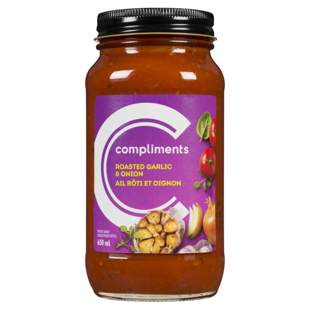 Compliments Roasted Garlic & Onion Pasta Sauce [650ml]