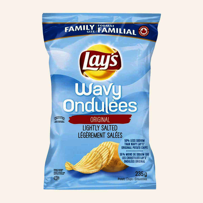 Lays Wavy Chips Light Salt [235g]