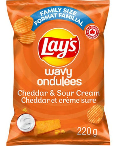 Lays Wavy Ched & Sour Cream [220g]